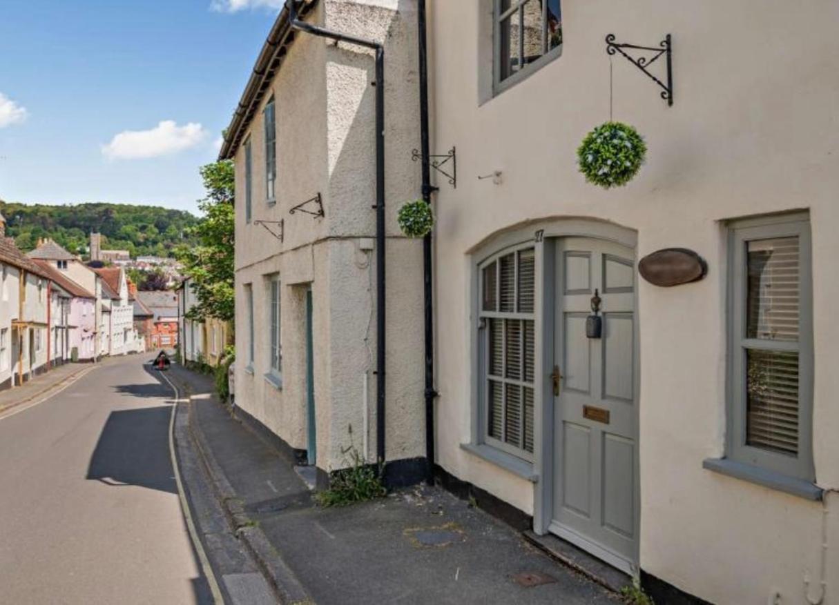Carpenters Cottage Quirky Home Seaside Town ไมน์เฮด ภายนอก รูปภาพ
