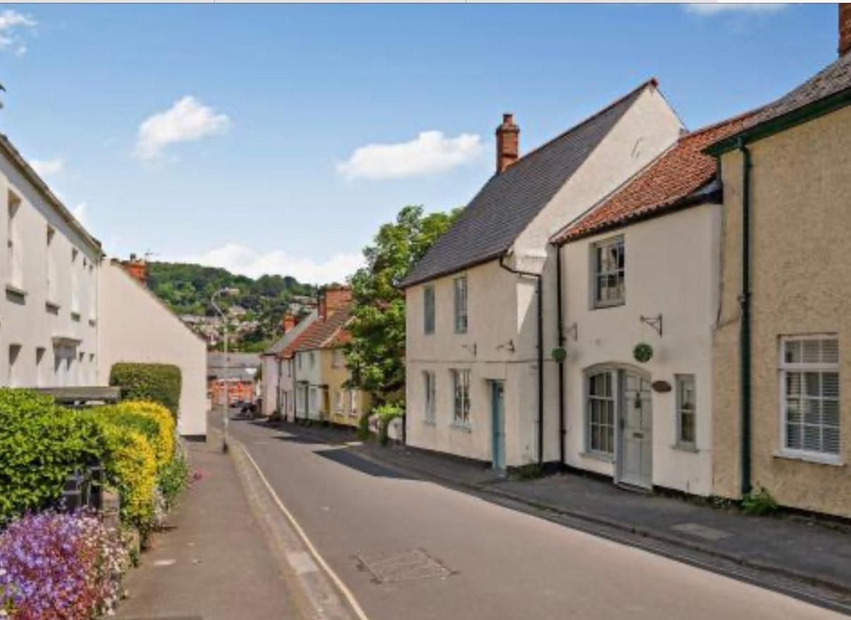 Carpenters Cottage Quirky Home Seaside Town ไมน์เฮด ภายนอก รูปภาพ